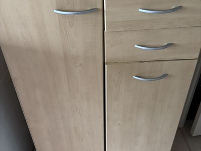 Dresser/Cabinet