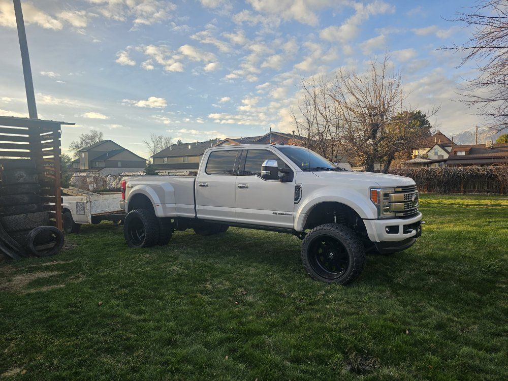 2019 Ford F-450 Super Duty Platinum