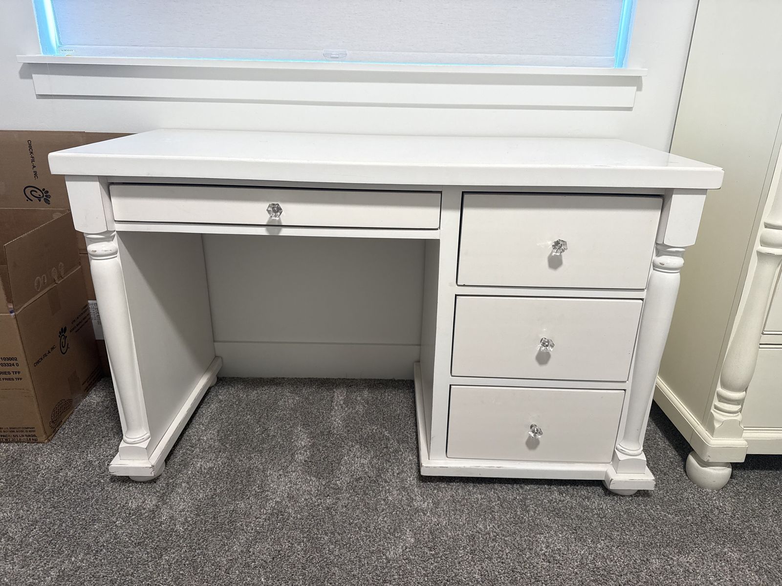 White Wooden Writing Desk with Drawers & Crystal Knobs