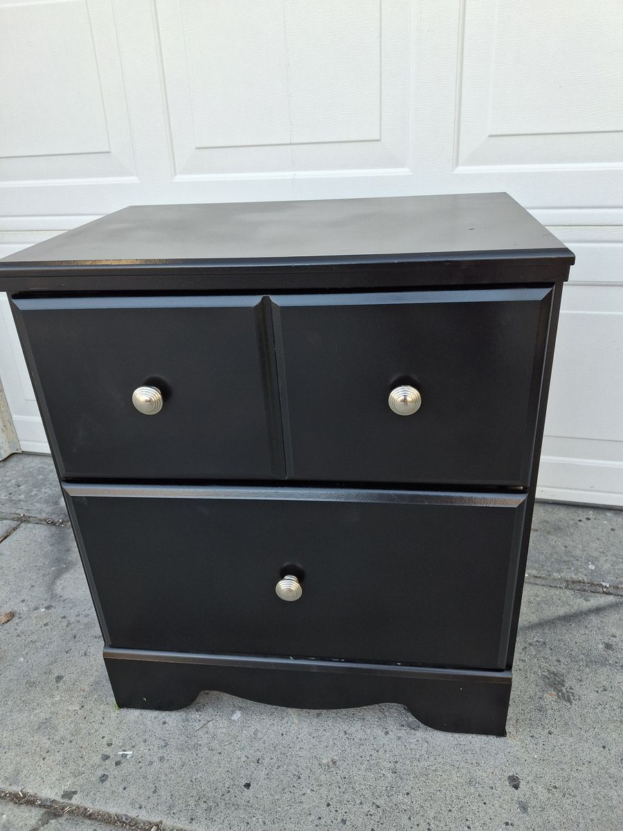 extra tall all wood black night stand/susie