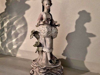 Vintage Capodimonte Style Porcelain Figurine, "Courtly Lady with Basket" - Corday Marked, 5080/17
