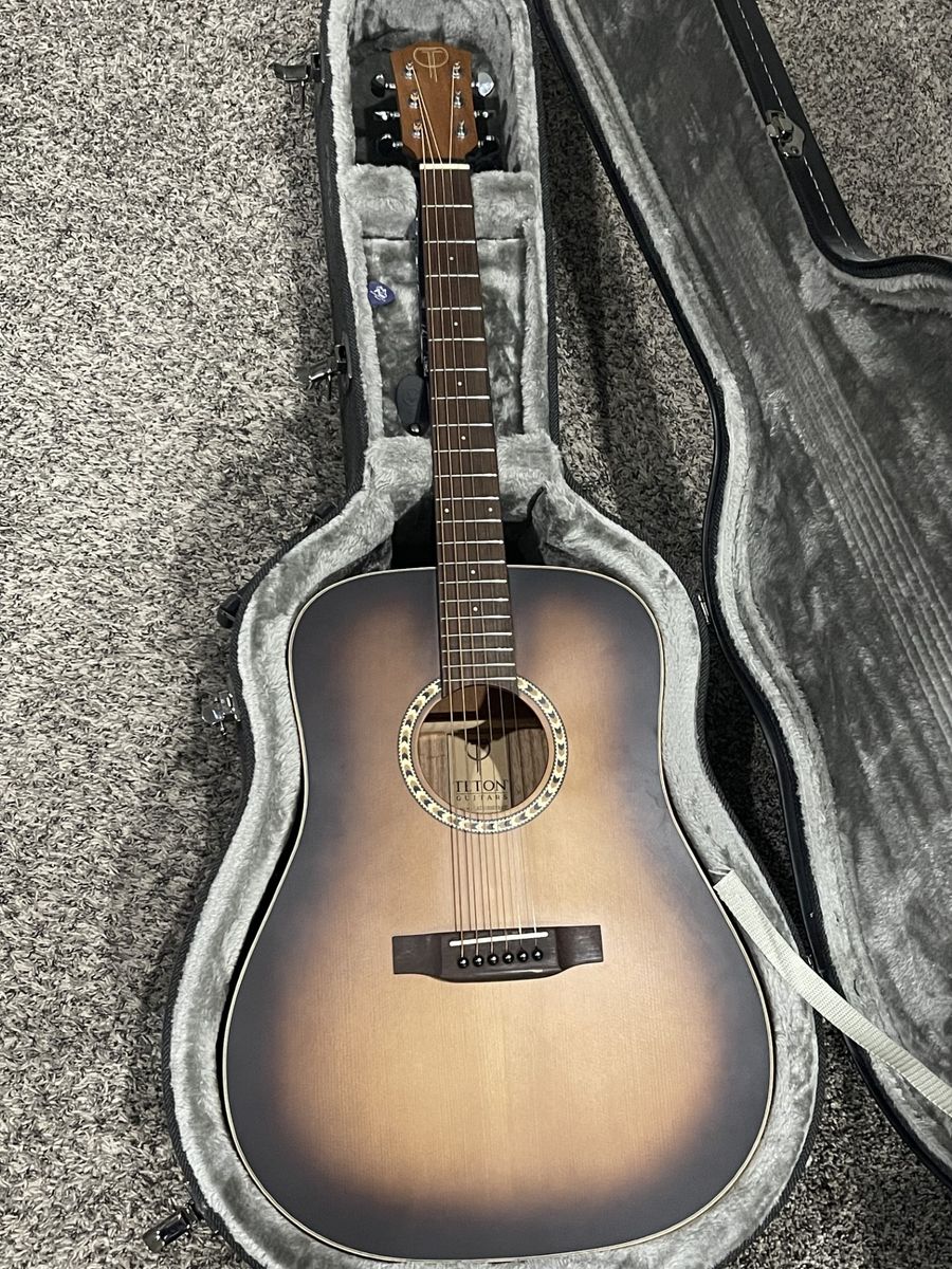 Teton Acoustic Guitar Sunburst Finish with Hard Shell Case