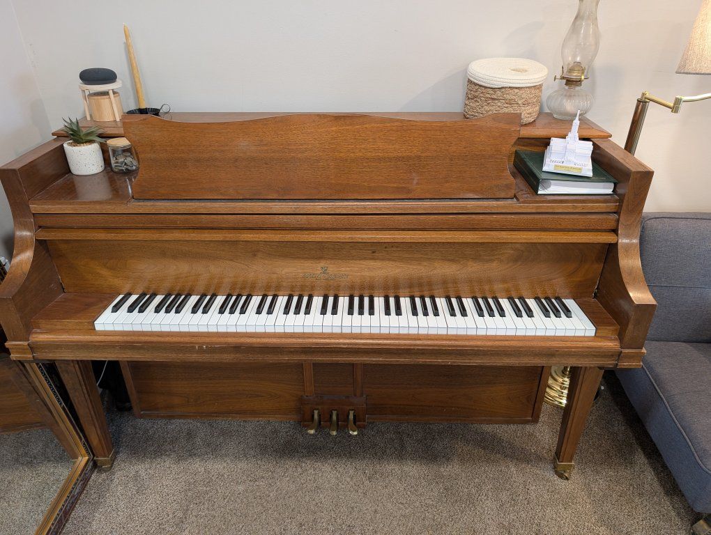 Astin-Weight Piano