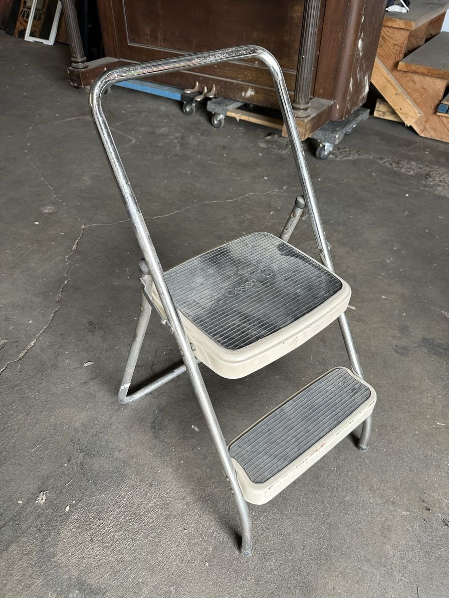 Cosco 2 Step Ladder
