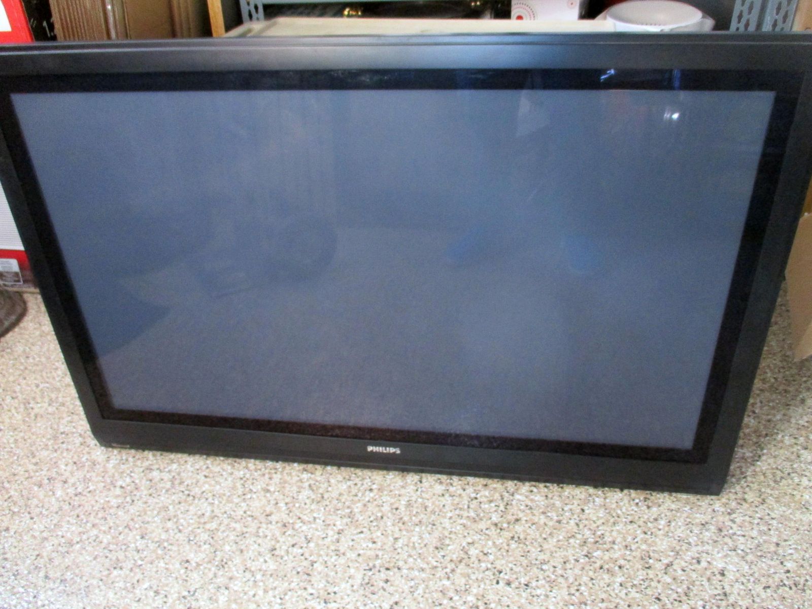 Phillips 50" Flat Screen Plasma HD TV, Dolby Sound, model 50PFP5332D-37, w/remote