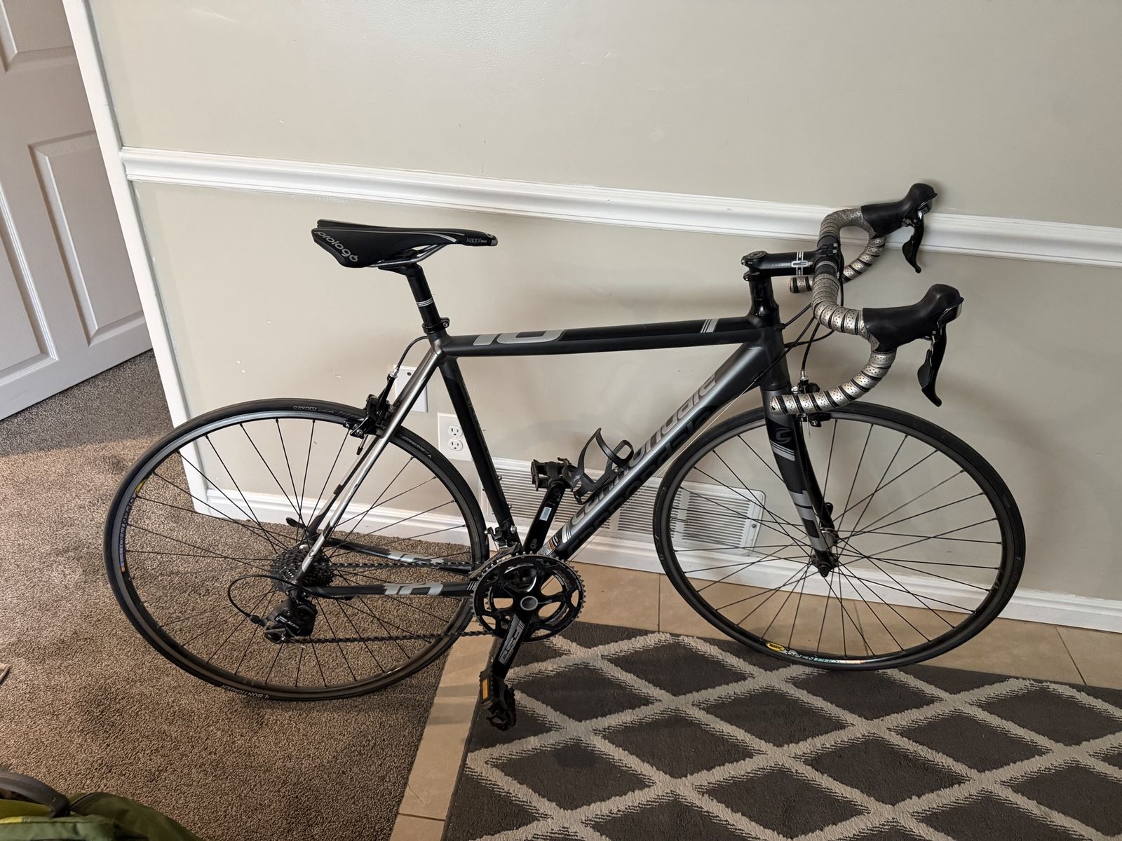 Cannondale CAAD10 5 105 – 54cm – $750 OBO