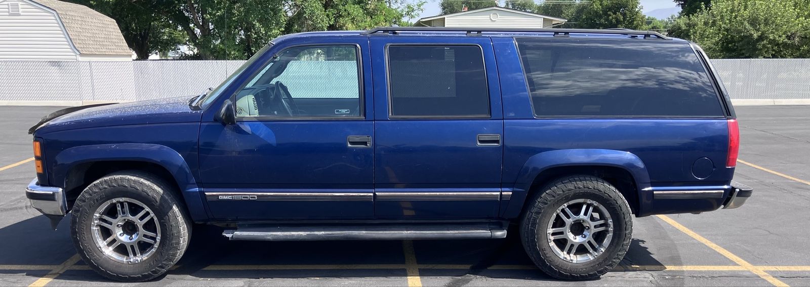 1998 GMC Suburban