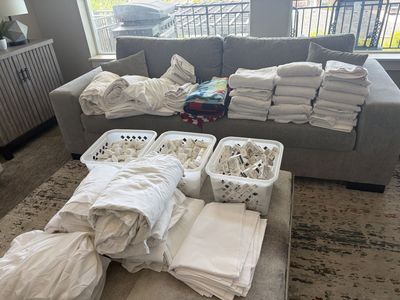 HUGE Airbnb/VRBO Linen & Supply Bundle – Like New! Only 1 Year Old | $700+ Value