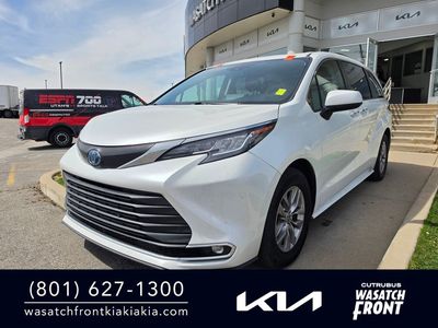 2022 Toyota Sienna XLE 7-Passenger