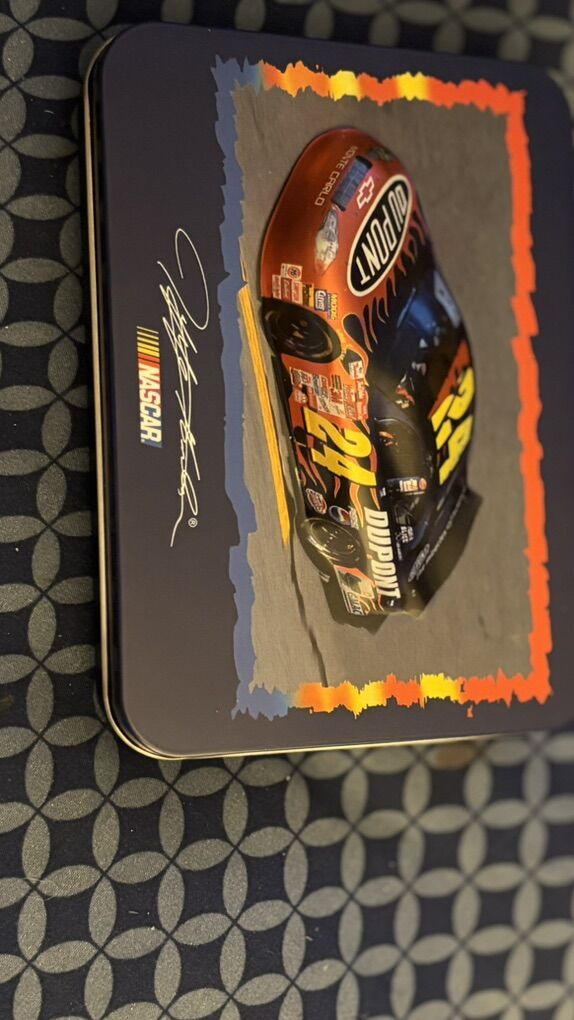 Nascar Jeff Gordon Collectible Tin & Playing Cards