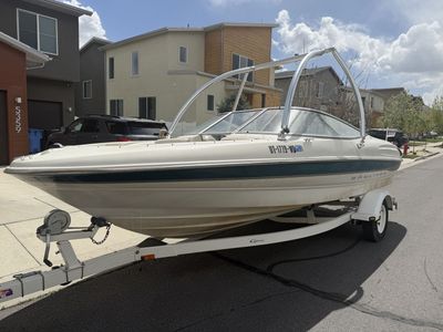 2000 Bayliner Capri 2050CX50