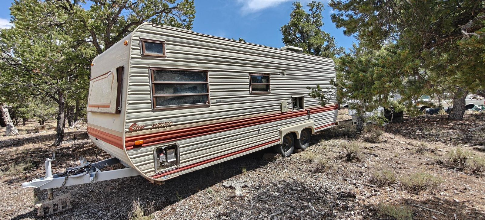 1984 Kit Commodore / Cove Travel Trailer – Best Offer