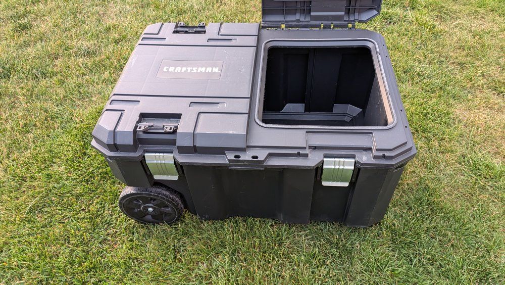 Craftsman Versa Stack waterproof toolbox
