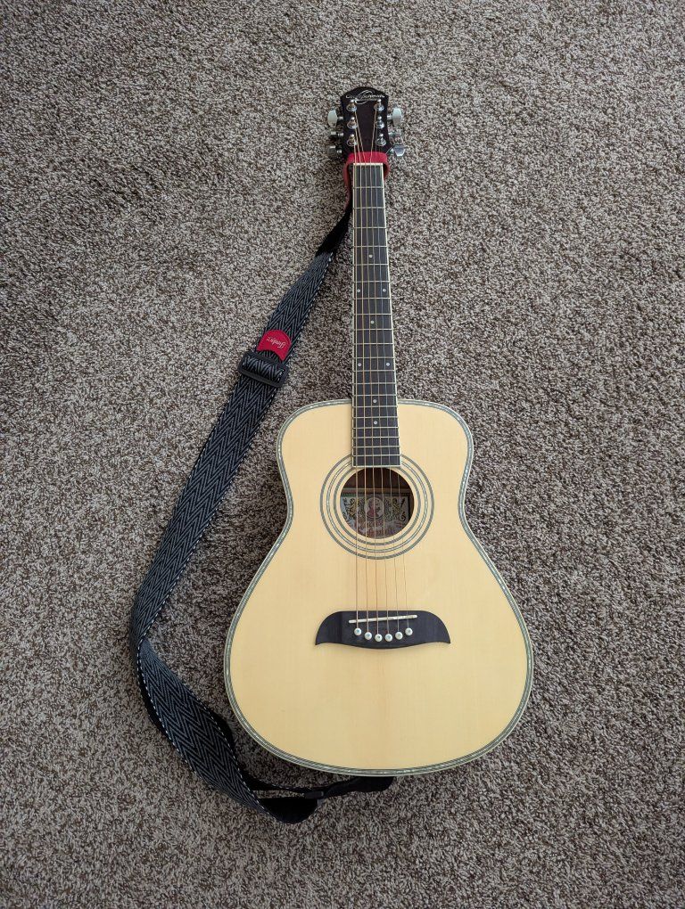 3/4 size Oscar Schmidt Acoustic Guitar with Gig Bag - Excellent Condition