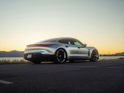 2020 Porsche Taycan 4S