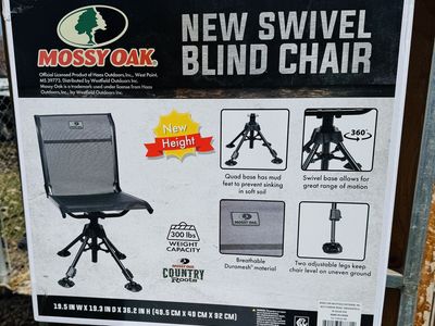 NEW Mossy Oak New Swivel Blind Chair