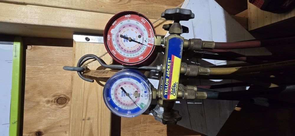 AC Test and Charging Manifold