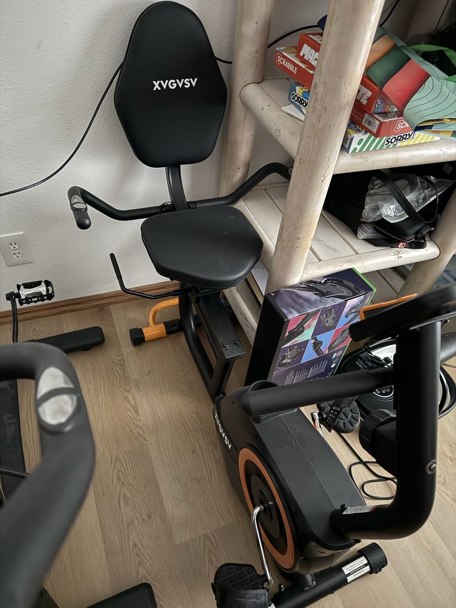 XVGVSV Recumbent Exercise Bike with Comfortable Backrest and Adjustable Resistance