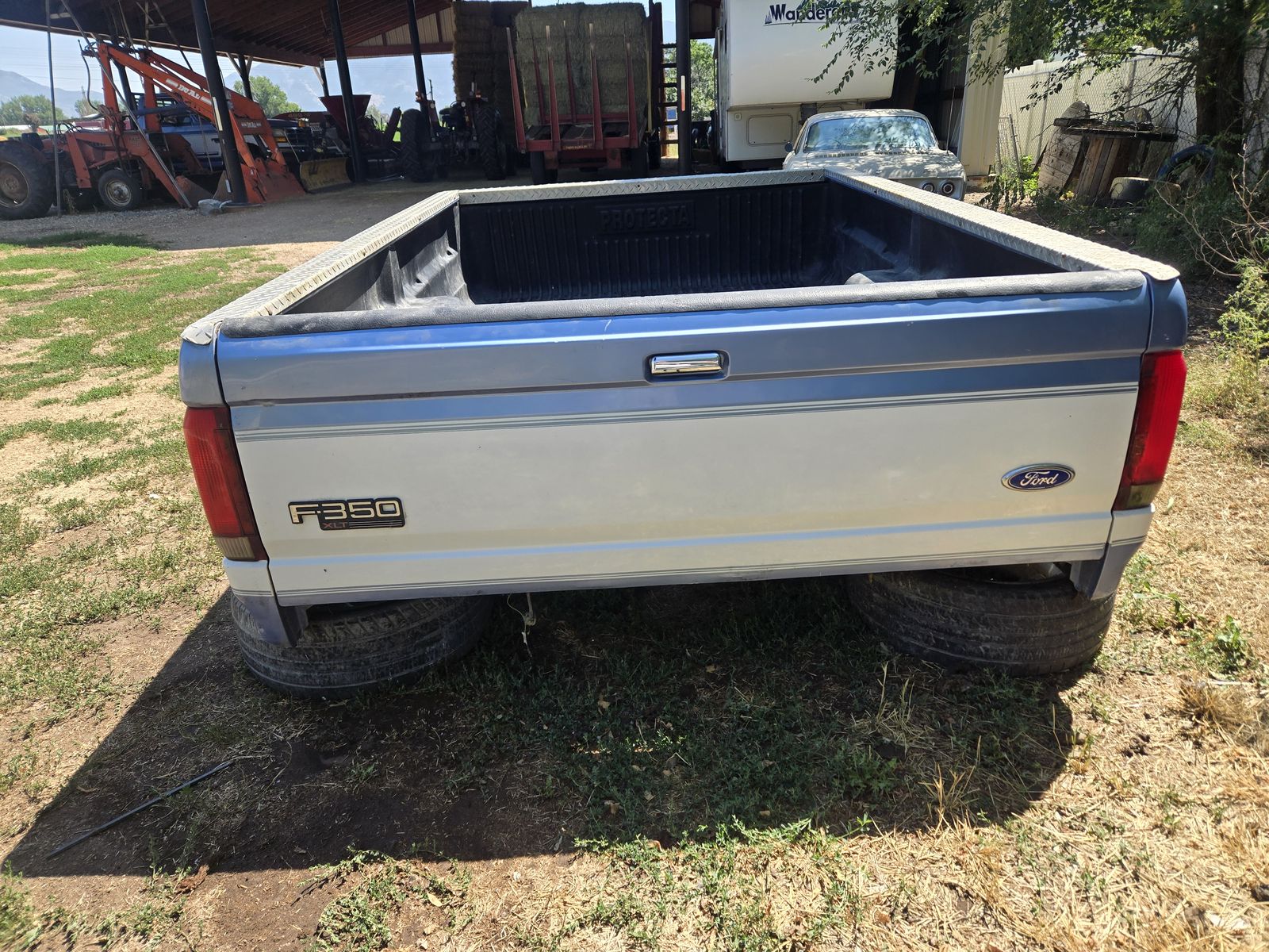 8 ft bed off of a 97 ford f 350