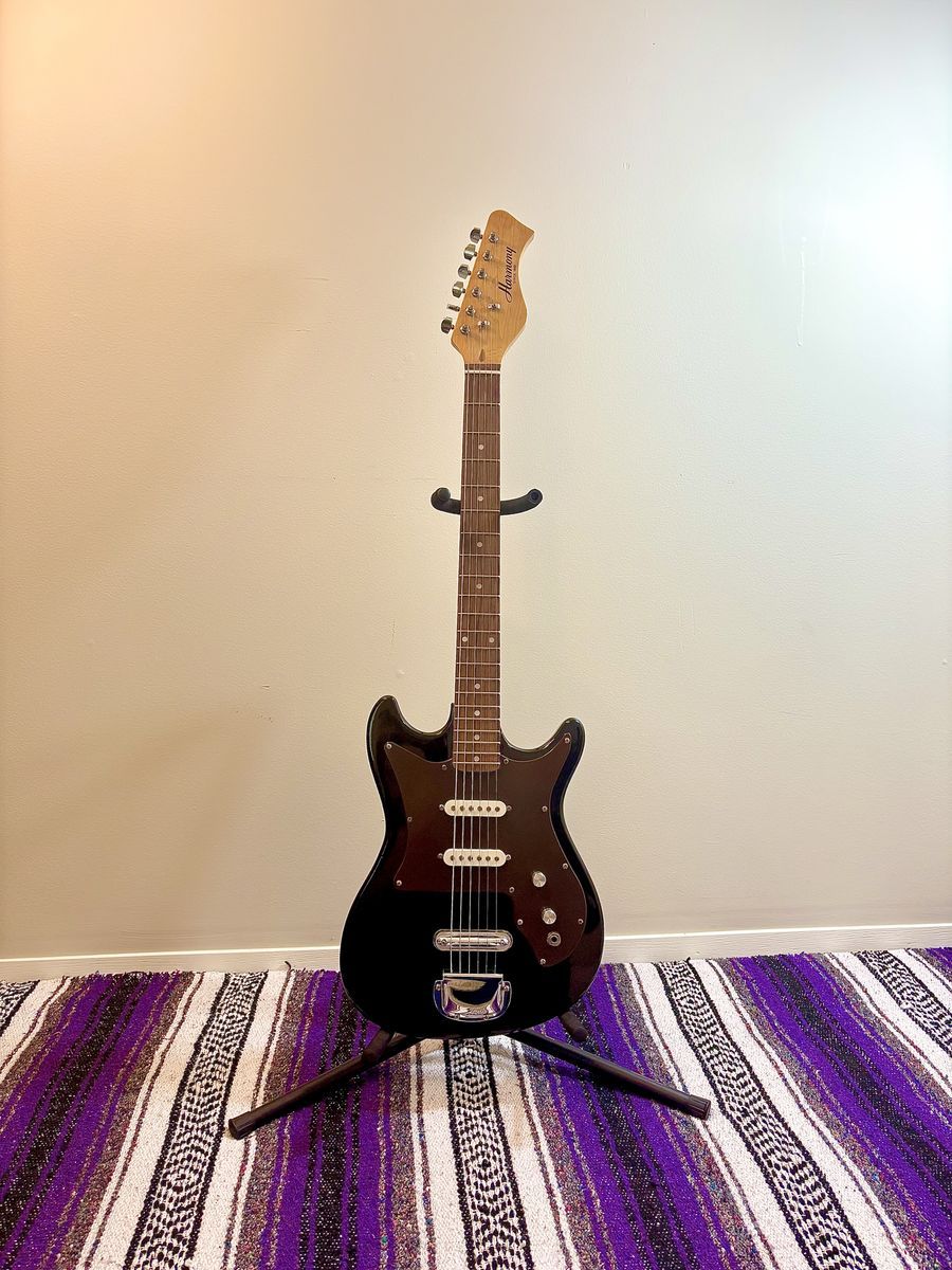 Harmony Vintage 1970s/1980s Guitar