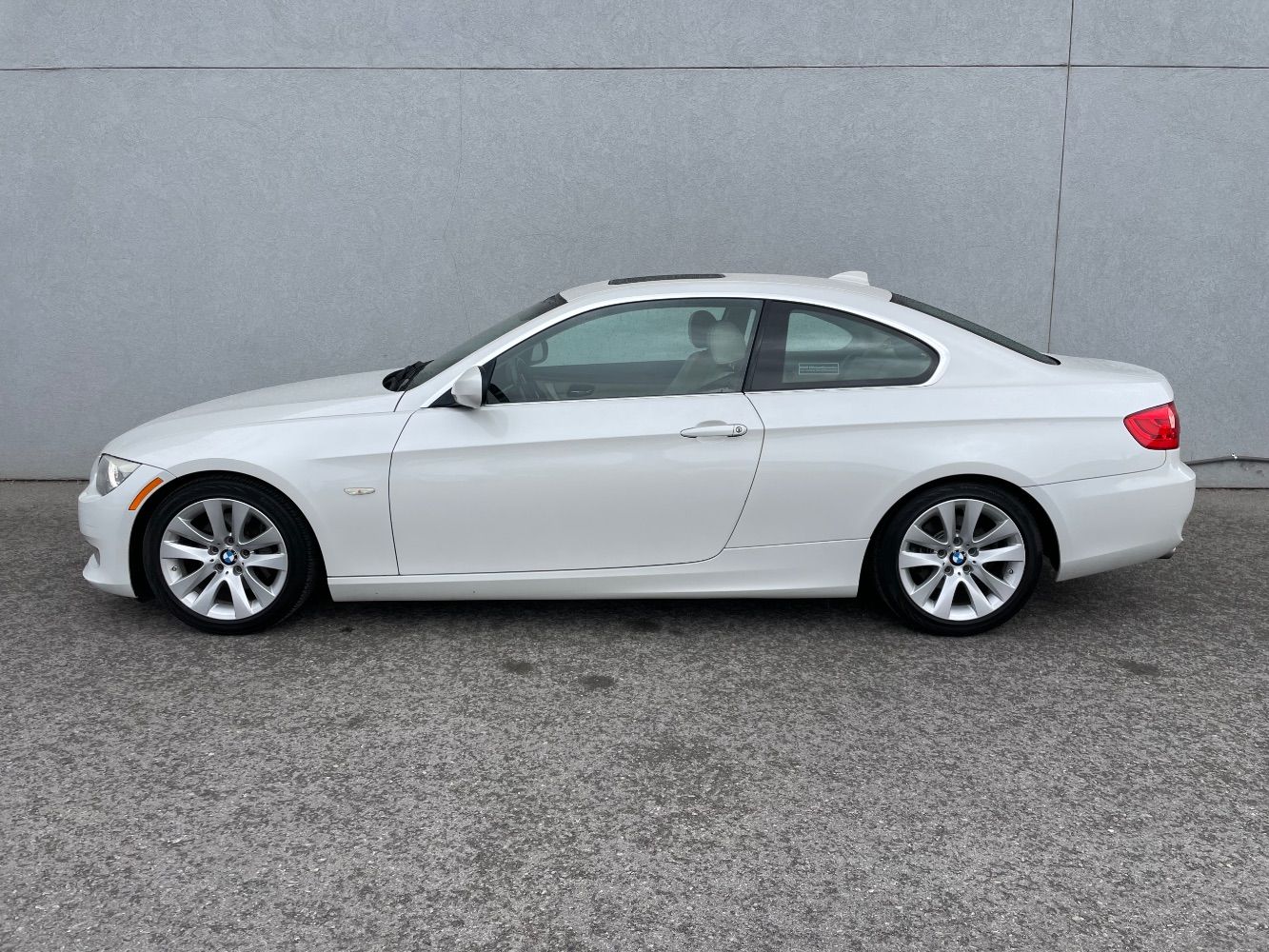 2012 BMW 3 Series 328i