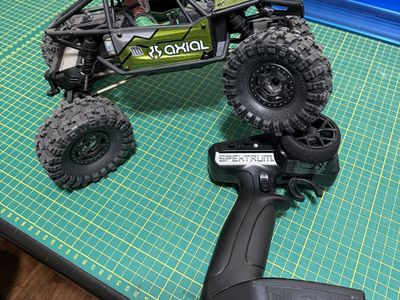 Axial 18th 4WS Mini Capra