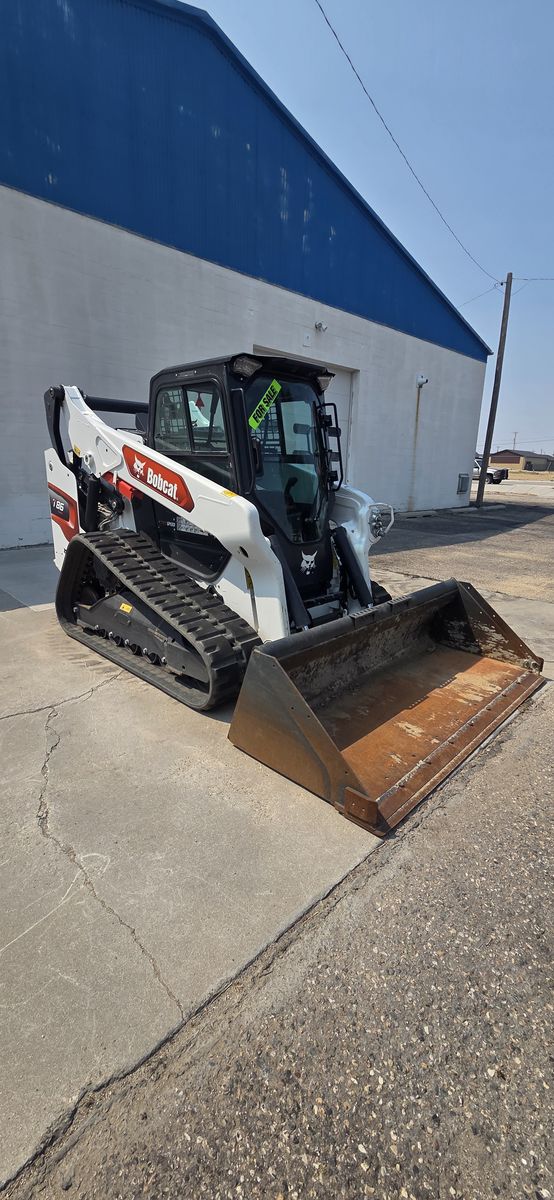 2024 BOBCAT T86 — SERIOUS POWER. SERIOUS PERFORMANCE.
