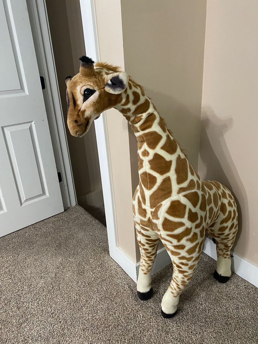 Melissa and Doug Giraffe!