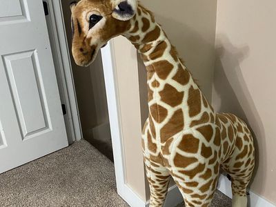 Melissa and Doug Giraffe!
