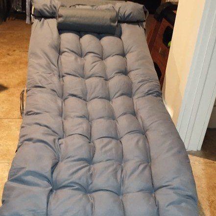 Lounge Chair Luxury x2 $80 for both together!