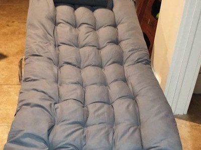 Lounge Chair Luxury x2 $80 for both together!