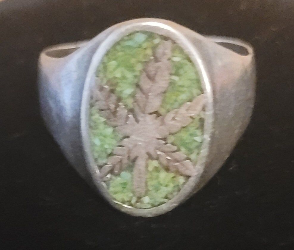 Vintage Sterling Mexico Marijuana Leaf Ring