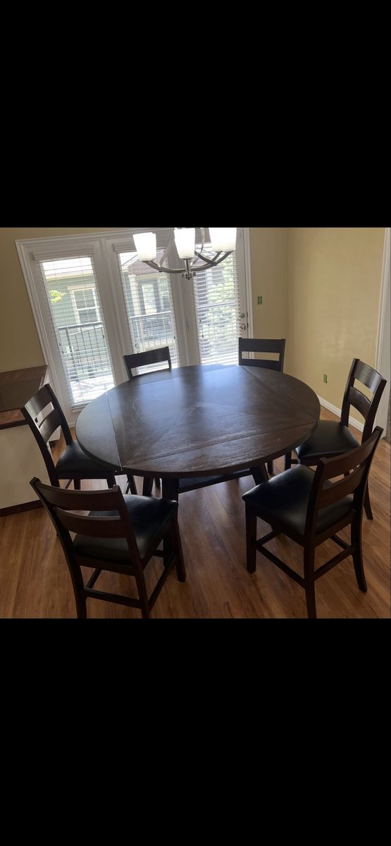 Wood Adjustable Table