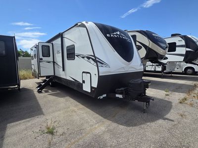 2022 East to West ALTA 2810KIK 2 Slides !!!