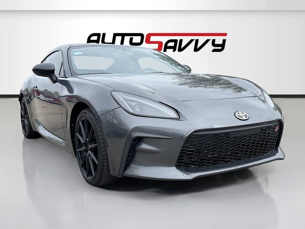 2024 TOYOTA GR86 Premium