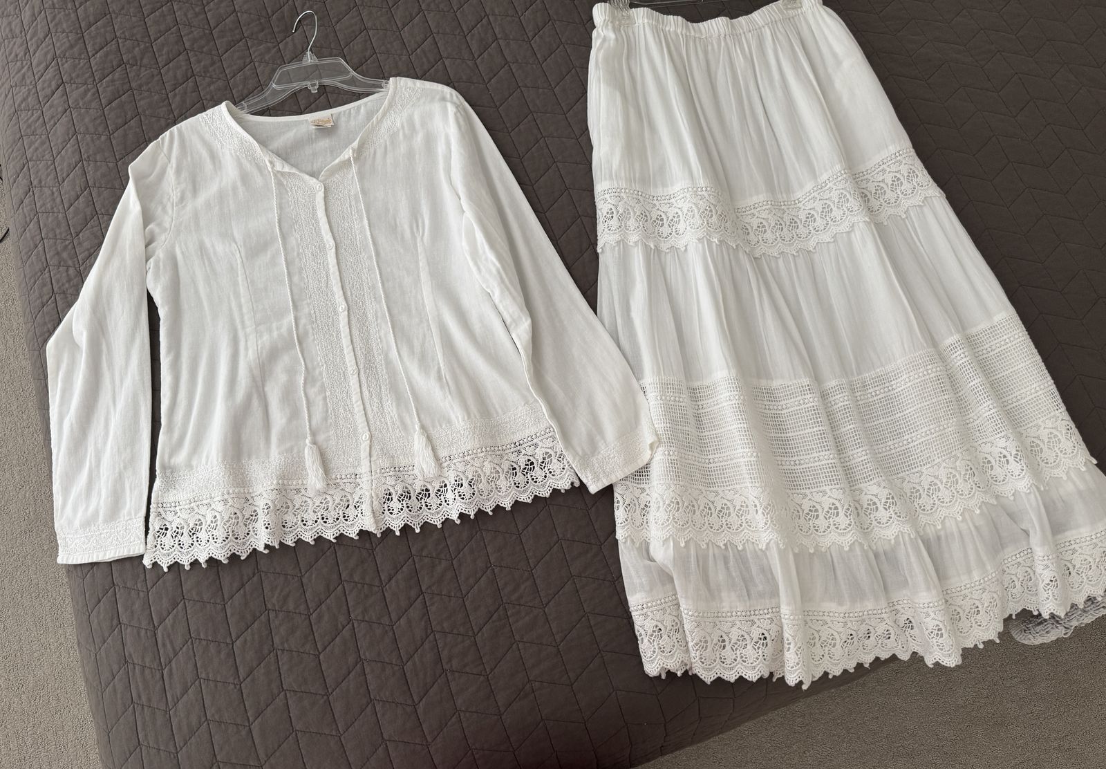 NEW White Temple Dress Top and Skirt Medium