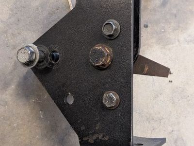 JK Yeti front track bar bracket