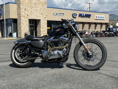 2013 Harley-Davidson® Sportster Seventy-Two® XL1