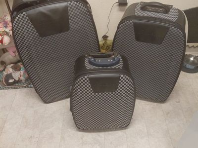 Bovano Black and Grey Checkered Rolling Luggage 3-Piece Set