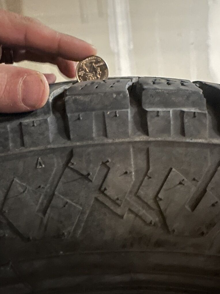 LT265 / 70R18 - TIRES