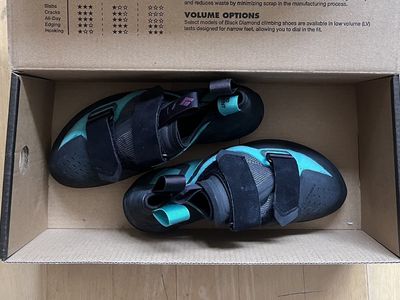 Black Diamond Women's Method Climbing Shoes 6.5 - Like New