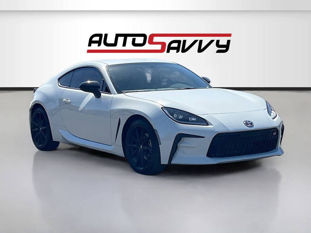 2025 Toyota GR86 Premium
