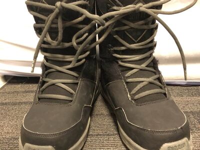 Used ThirtyTwo Shifty Lace - 27.0MP Snowboard Boots