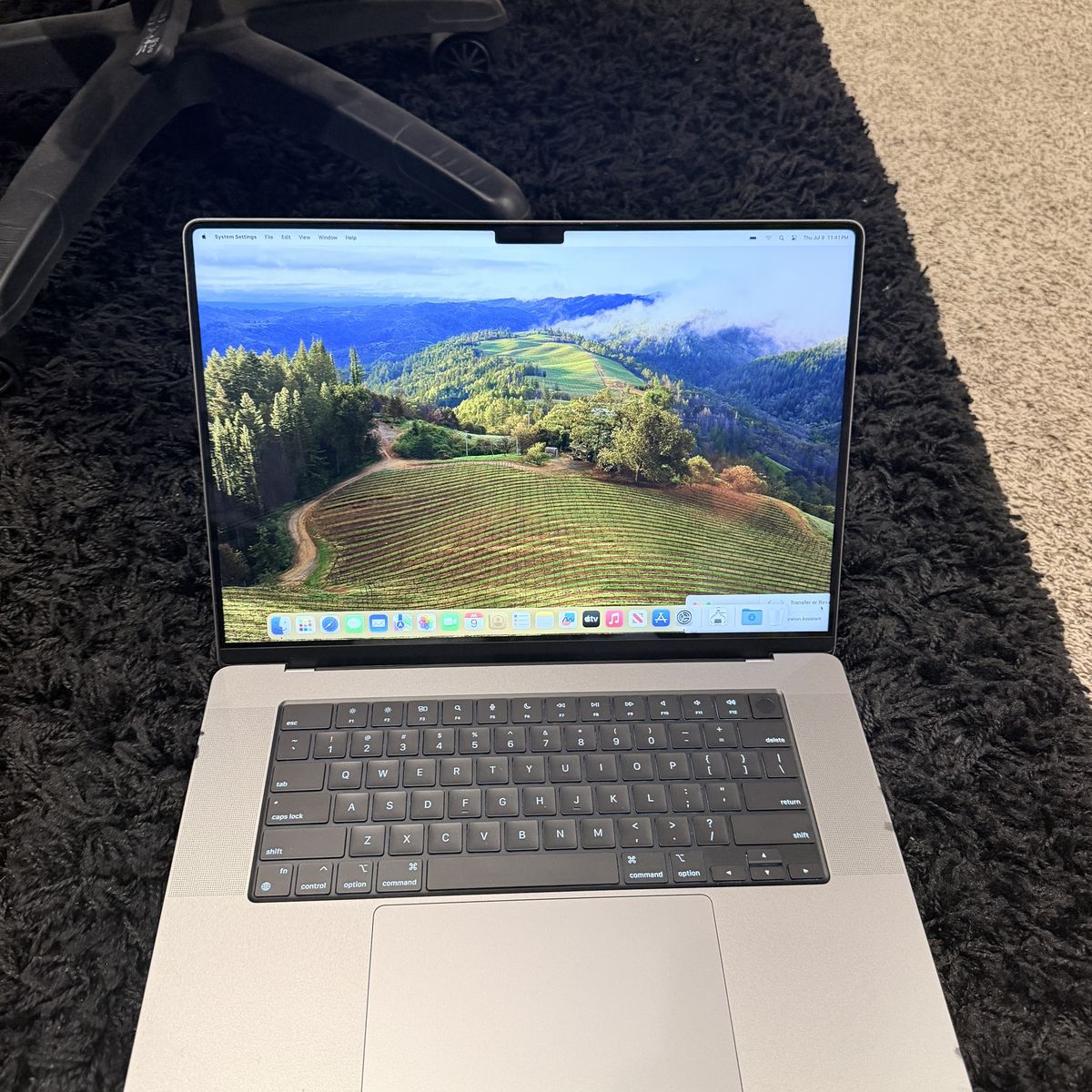 16-Inch MacBook Pro M1 Pro – 16GB RAM / 512GB SSD