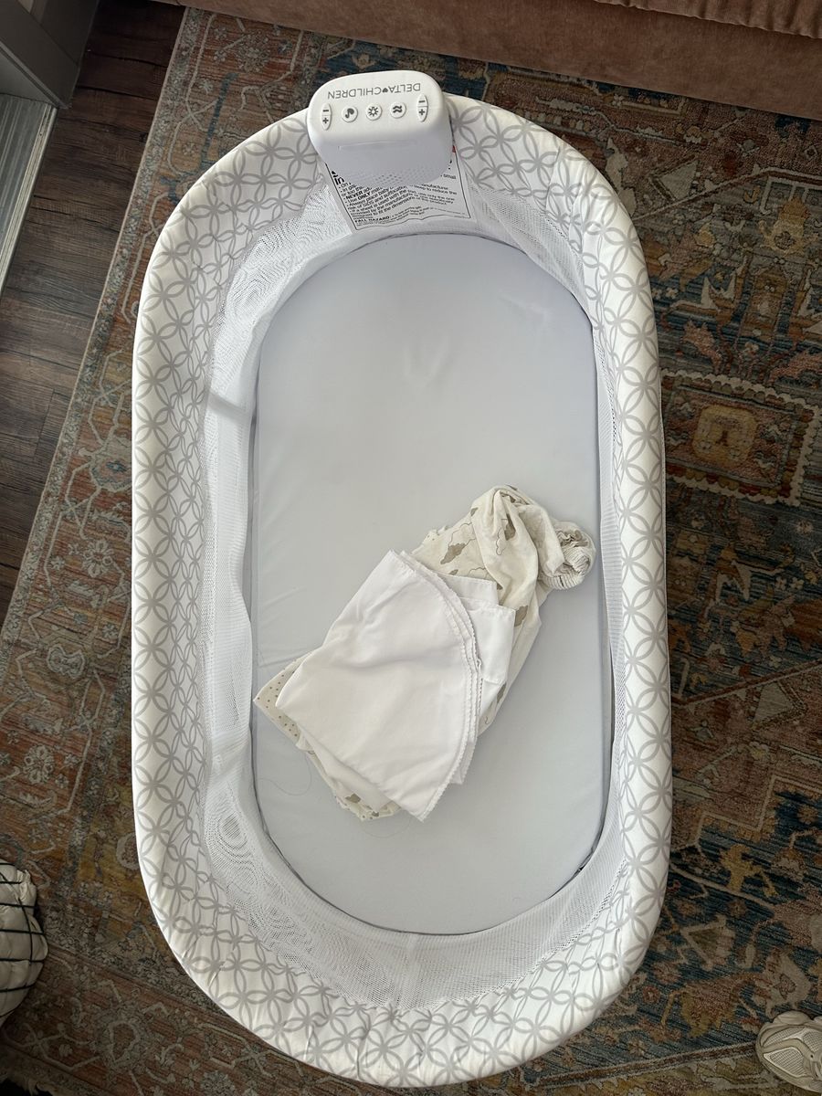 Main image 6