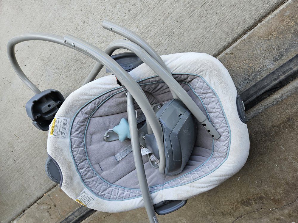 Graco Baby Swing / Bouncer