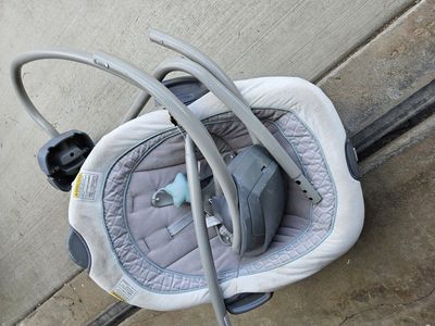 Graco Baby Swing / Bouncer