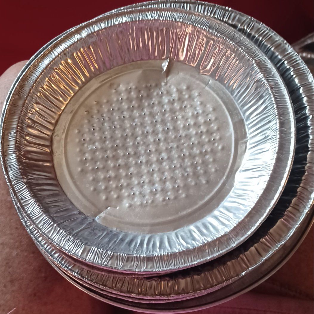 Stack of Aluminum Foil Pie Tins . Disposable Baking Pans!
