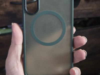 Samsung Galaxy S24+ magsafe case