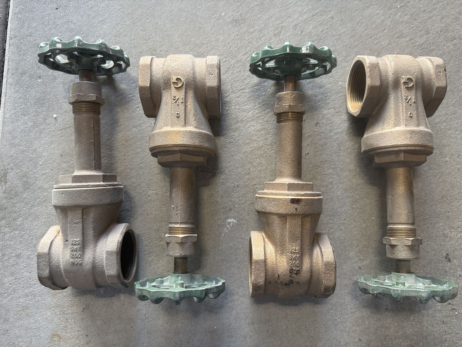 1 1/2 Inch Rising Stem Gate Valves